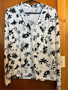Calvin Klein ladies top